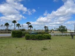 Charming home w/spacious kitchen, water view, enclosed lanai, & Pet Friendly
