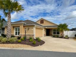 Beautiful 3/2 Villa Walking distance to Brownwood w/BBQ & Golf Cart!