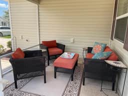 Beautifully 2/2 Dog-Friendly Patio Villa w/Golf Cart, BBQ, & FREE WiFi!