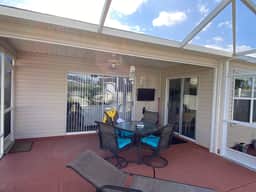 Beautifully Decorated Sm Dog Friendly Villa w/BBQ, BICYCLES & WiFi!