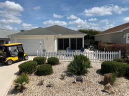 Recently updated Beautiful Villa with 4 Seater Gas Golf Cart, WIFI & BBQ!!