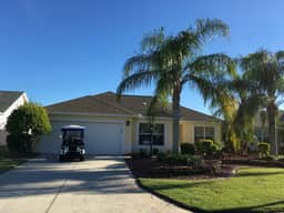 Amazing! Dog Friendly Home w/ 2 Golf Carts & Walking Distance to Lake Sumter!