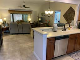 Beautiful 3/2 Sm Dog Friendly home w/WiFi! Central Location to each town!