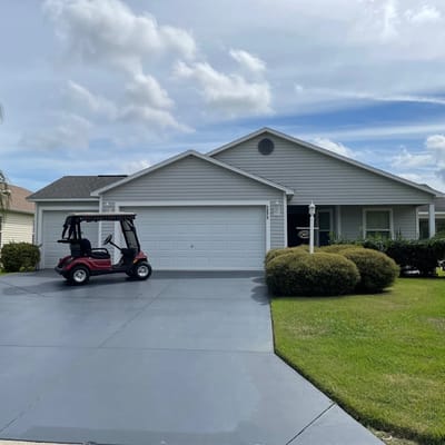 This Amazing Home Has it ALL! Gas Golf Cart, BBQ, Bikes & close to the FUN