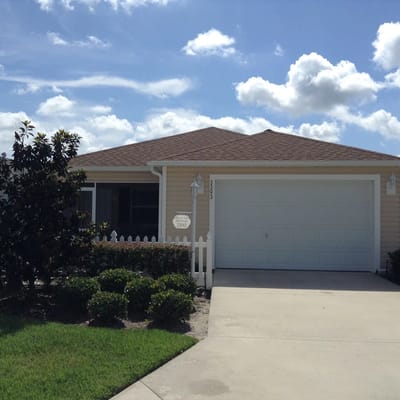 Beautiful Patio Villa w/ GOLF CART Close to Brownwood Paddock Square