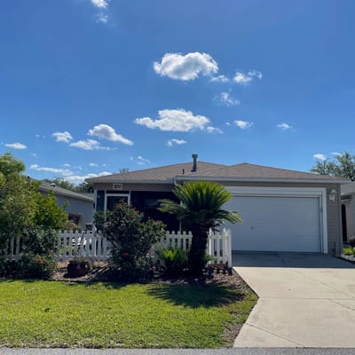 Lynnhaven Charmer With Cozy Vibes And Pet-friendly Ease Between the Squares
