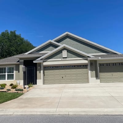 Marsh Bend Oasis: Elegant 3BR/3BA with Lanai Living & Easy Accessibility