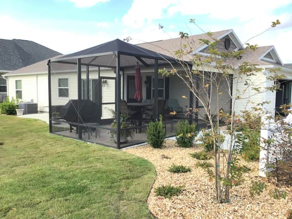 BEAUTIFULLY Decorated 2/2 Villa w/GAS GOLF CART & GAS BBQ