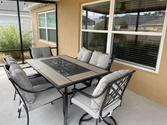 Beautiful 3/2 Villa Walking distance to Brownwood w/BBQ & Golf Cart!