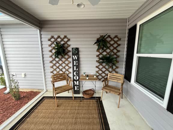 CALL TODAY FOR SPECIAL 2024/2025 RATES! 2/2 Gem in Village of Richmond!