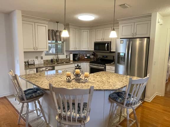 Chic Gem in The Villages - Modern Amenities & Prime Location! Call today!