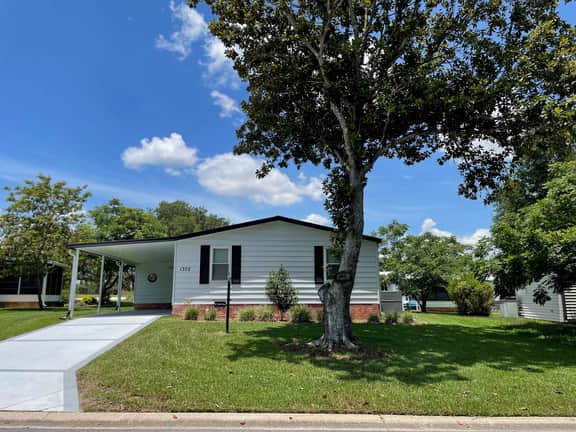 Come Enjoy The Golf Course View! This 2 bdrm Home Awaits You