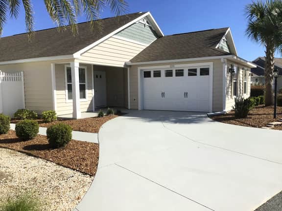 WOW! LOCATION! FUN!  Includes HOT TUB, Gas Golf Cart, BBQ, & WIFI