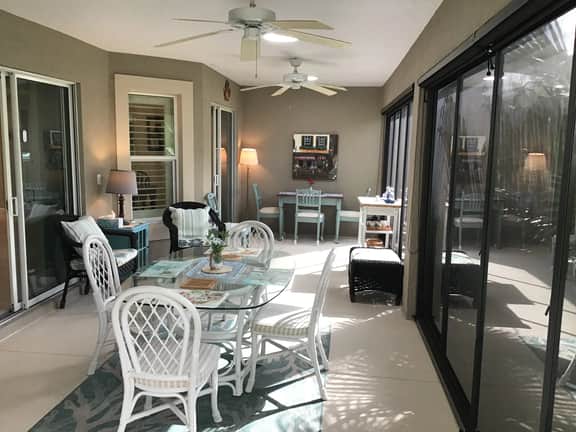 Beautiful 3 Bdrm 2 Ba home Conveniently Located FREE WiFi!