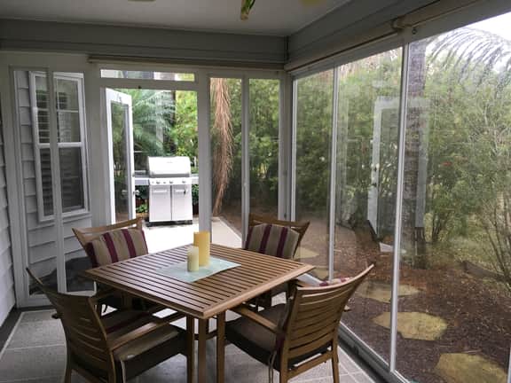 Beautiful Spacious Home Conveniently Located w/Golf Cart, BBQ, & WiFi!!