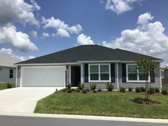 Charming & Beautifully Decorated Home w/BBQ, Golf Cart, & A Bike