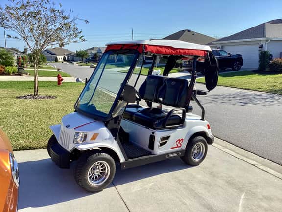 Charming & Beautifully Decorated Home w/BBQ, Golf Cart, & A Bike