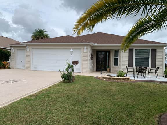 GOLFVIEW Cottage - Charming Home w/Great View! Golf Cart, BBQ, & WiFi