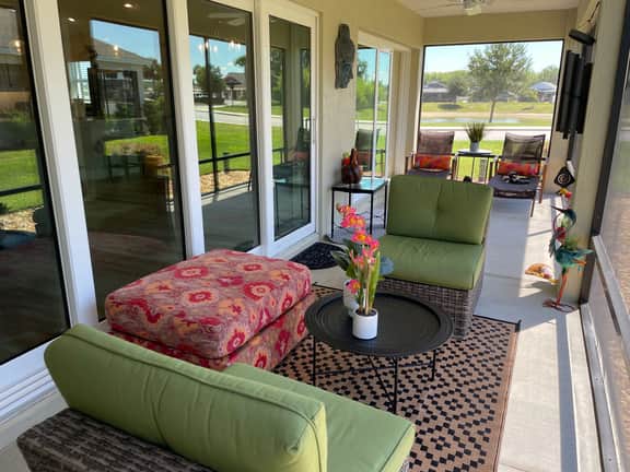 Sunny Village of Hawkins 3BR/3BA Getaway with Lanai, Pool Access