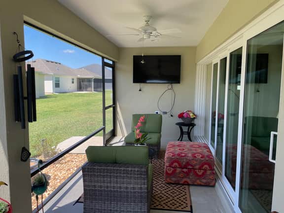 Sunny Village of Hawkins 3BR/3BA Getaway with Lanai, Pool Access