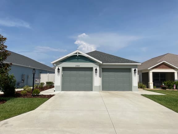 Beautiful Dog-Friendly Villa in Hammocks at Fenney w/BBQ Grill & Golf Cart
