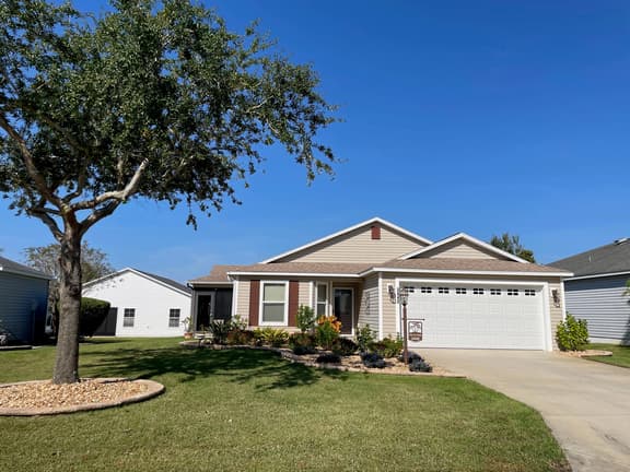 Village of Charlotte Retreat: 3BR, 2BA Home, Golf Cart, & Dog-Friendly Bliss