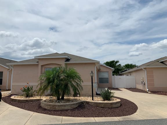 Beautiful Dog Friendly Home with Gas Golf Cart, BBQ Grill, & FREE WiFi!