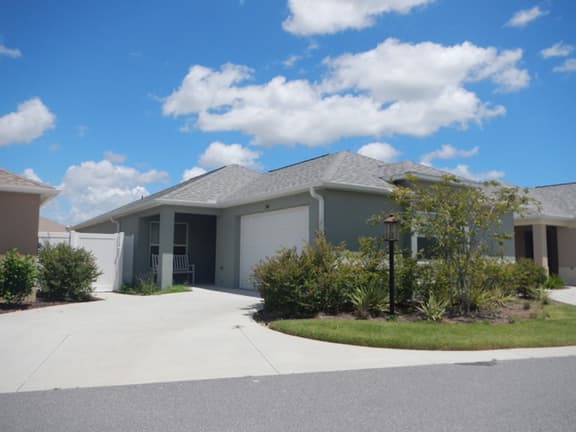 SPECIAL JANUARY RATES! Close to Recreation & Golf! SMALL DOG FRIENDLY