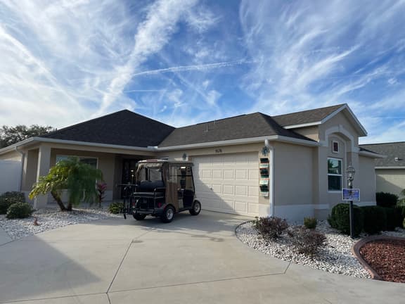 Recently Updated 3 Bdrm Villa, Free WiFi, 4 person Golf Cart Included